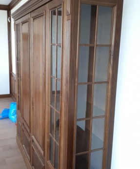 Шкаф деревянный по индивидуальным размерам